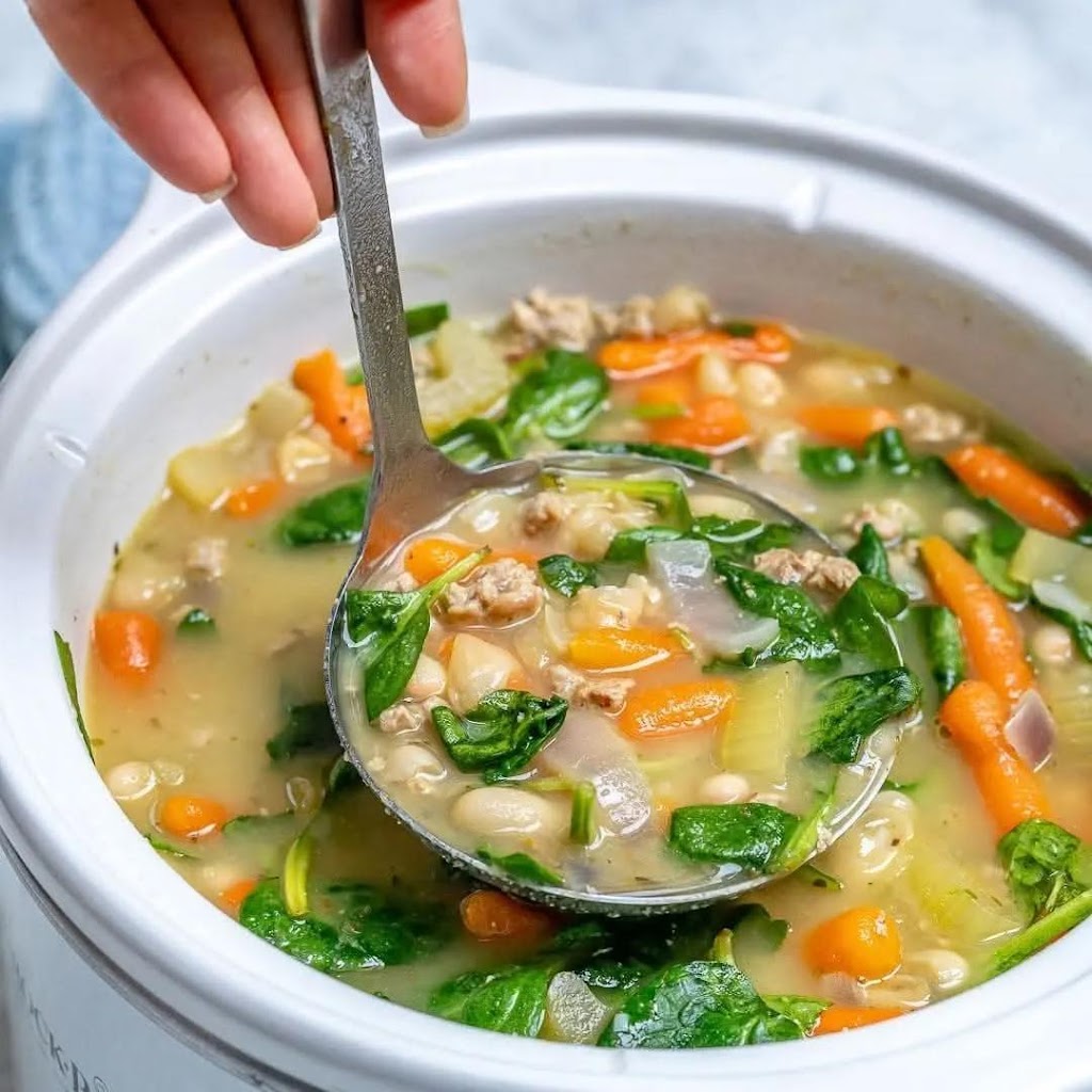 Turkey spinach white bean soup 11 Turkey spinach white bean soup